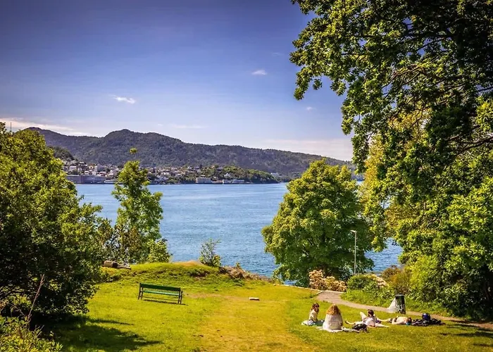 Heart Of Quiet Close To Everything *